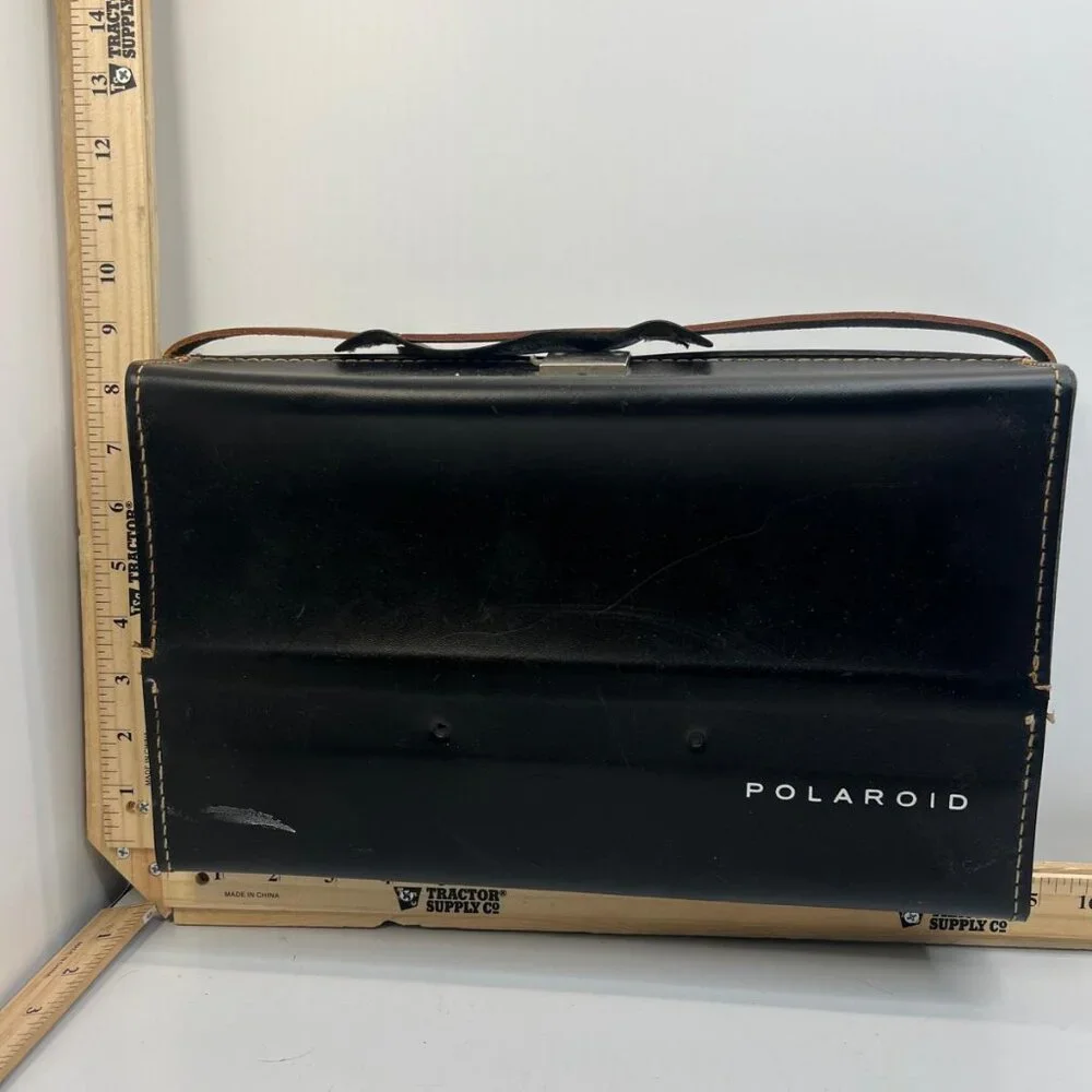 Vintage 1970s Polaroid 420 Camera with Flash and Cold-Clip #193 Collectable
